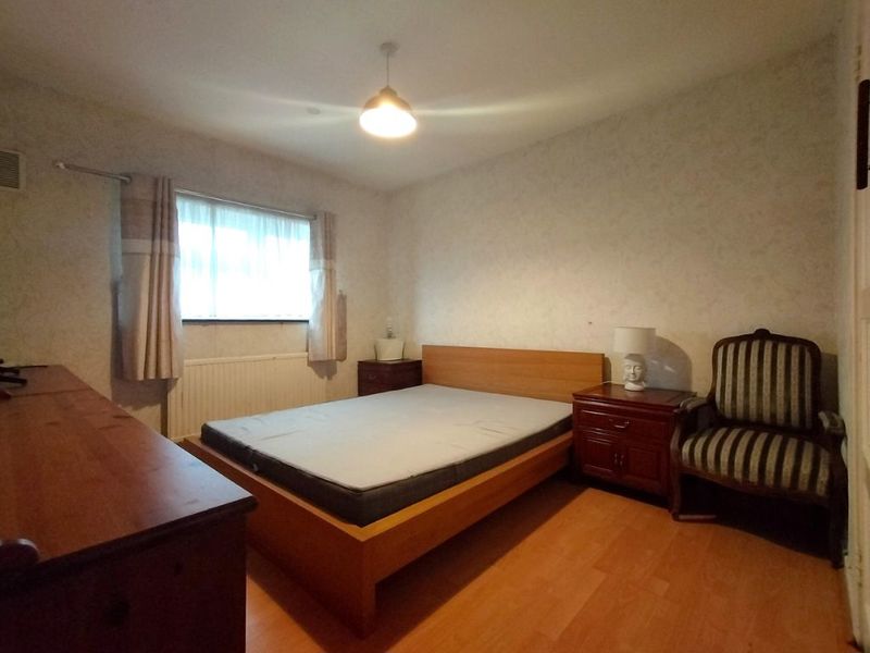 Photo 16- click for photo gallery